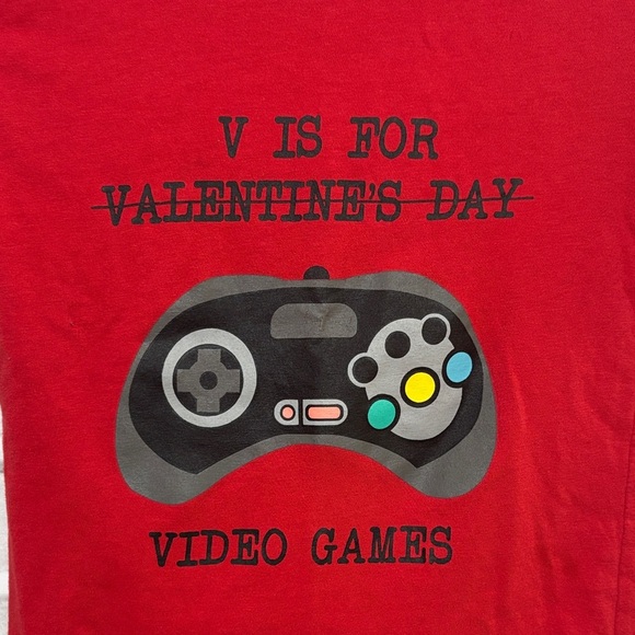 4/$20 George Red Valentine's Day Video Game Controller T-Shirt, size 6 - Picture 3 of 4